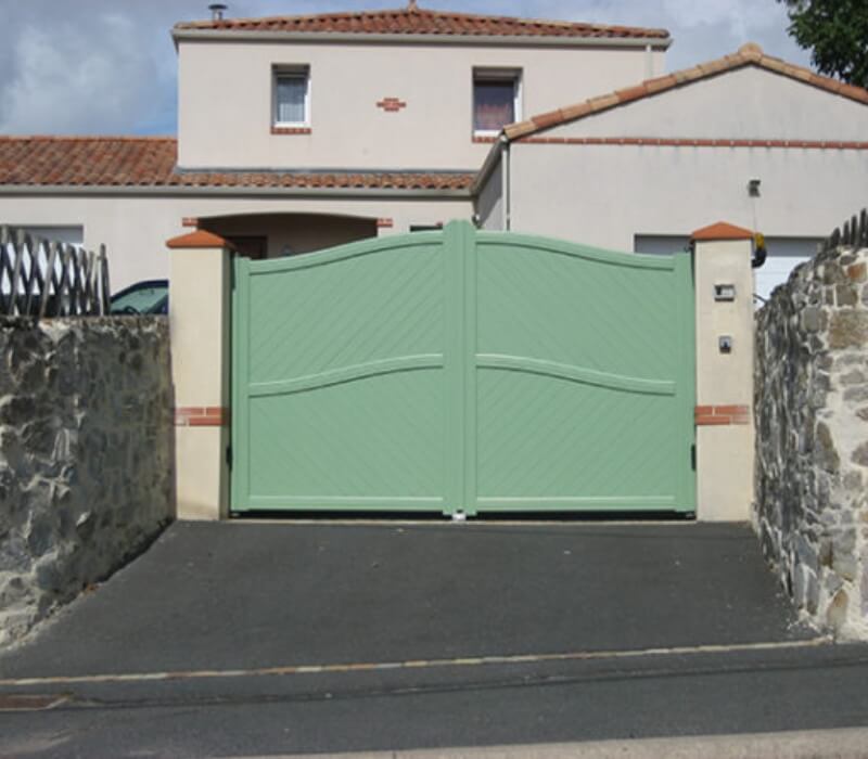 Guilberteau Pascal Entreprise De Menuiserie Saint Crespin Sur Moine Portails 10