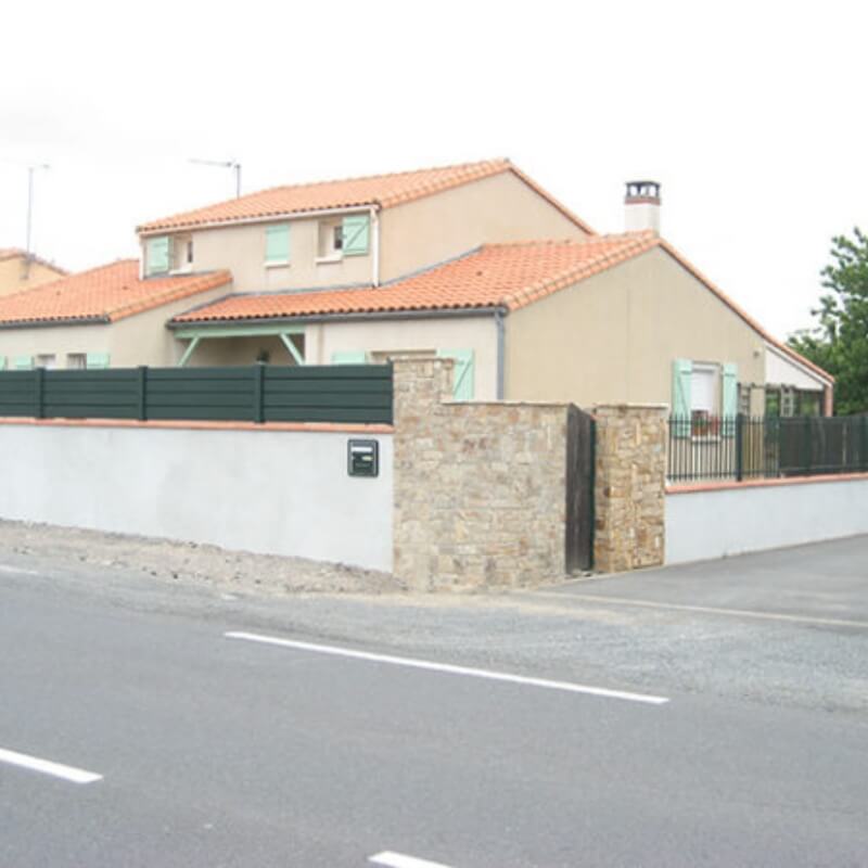 Guilberteau Pascal Entreprise De Menuiserie Saint Crespin Sur Moine Portails 3