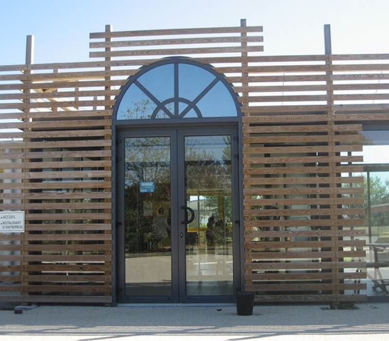 Guilberteau Pascal Entreprise De Menuiserie Saint Crespin Sur Moine Realisations 1